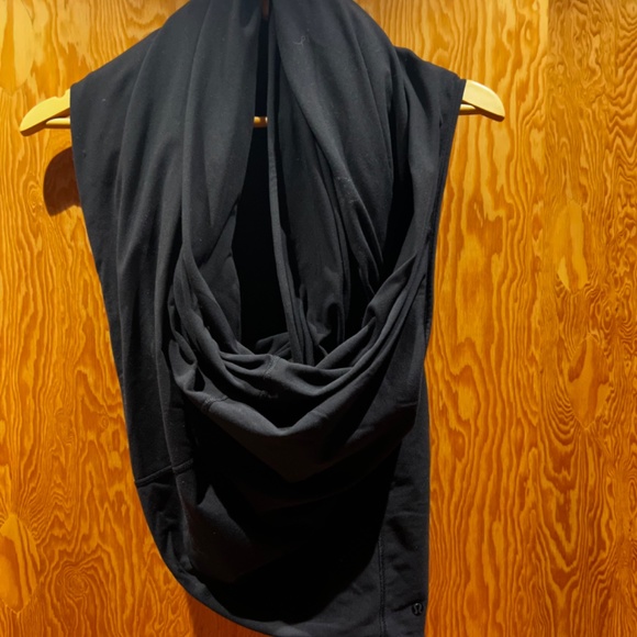 Rare Lululemon Infinite Vest - Picture 2 of 2